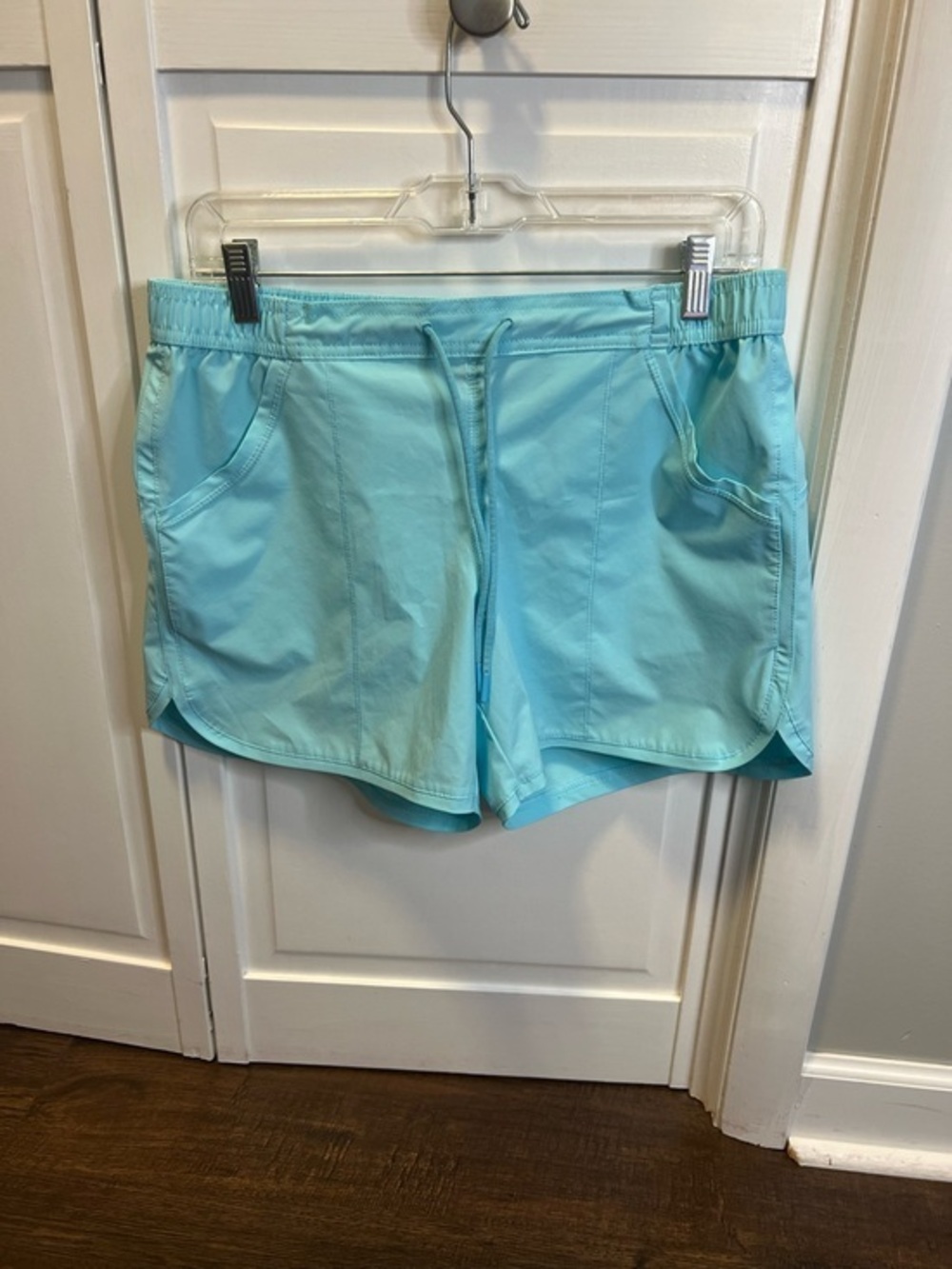 Lands End Women’s Tie Waist Board Shorts Size 8 Color Aqua Blue